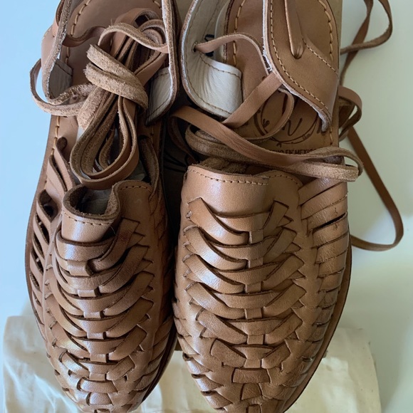 Harmonica Huarache Tie Leather Sandals - Picture 2 of 5